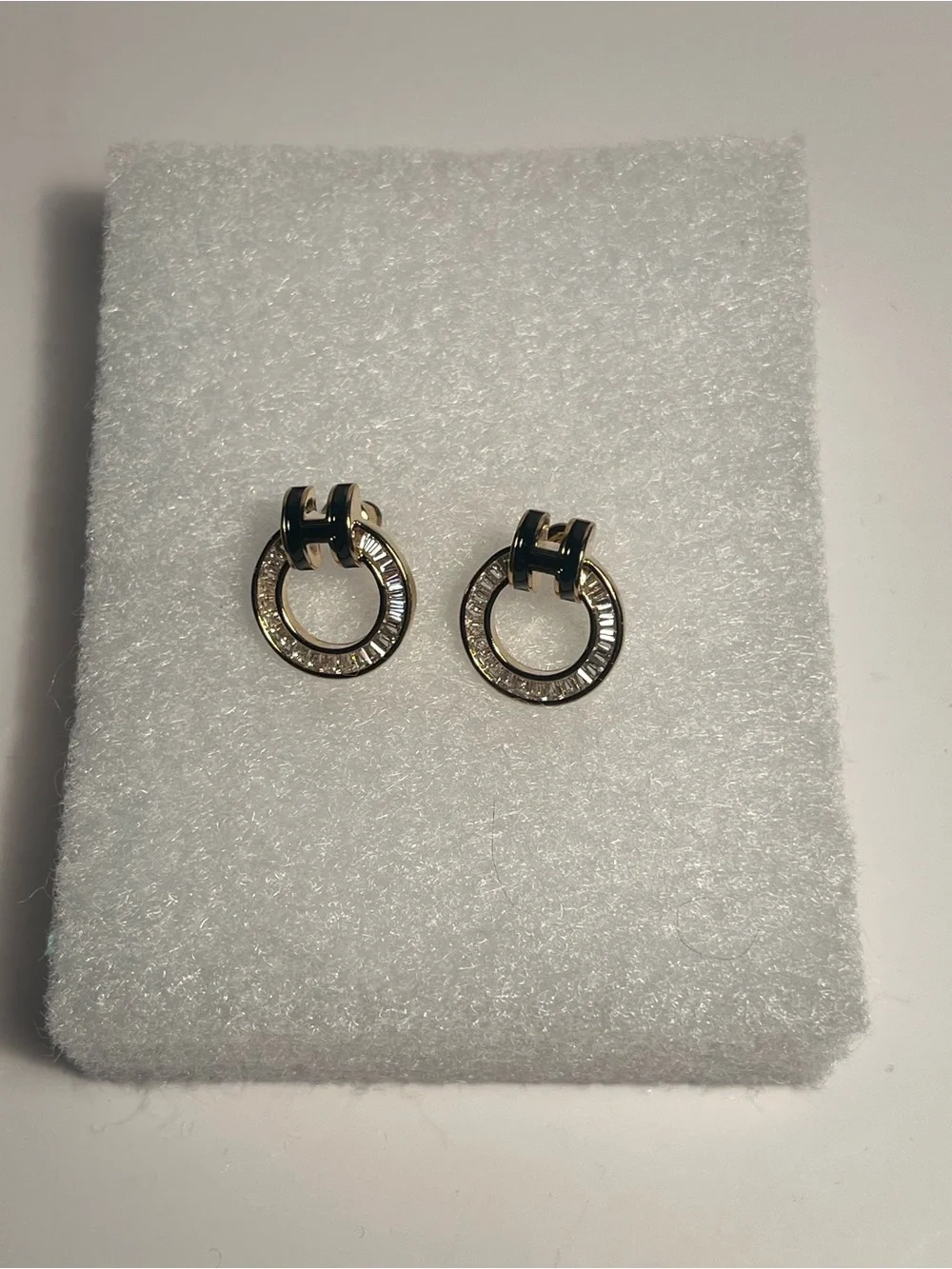Classic Gold tone & Black Circle Drop Earrings NEW !